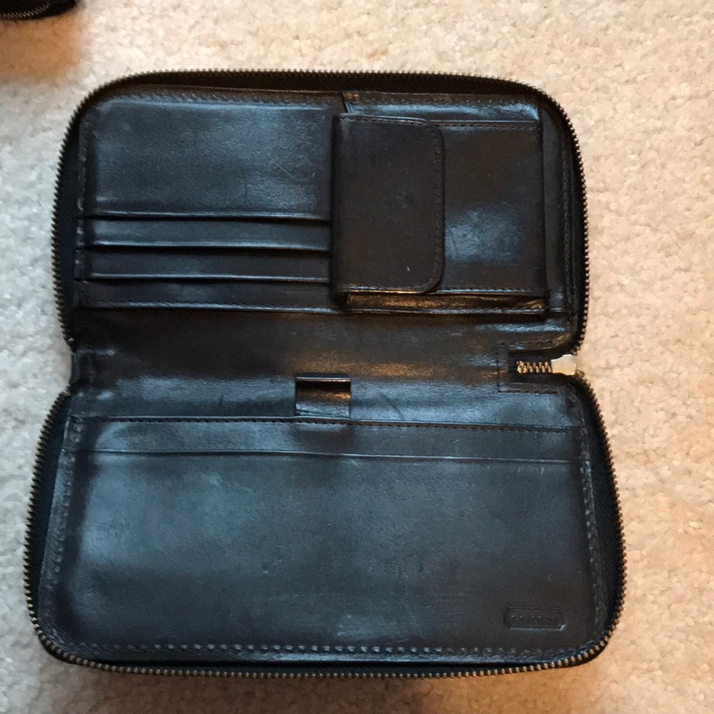 Coach Zip wallet